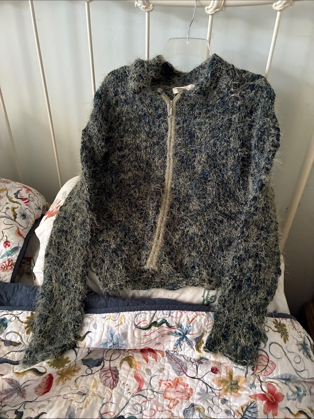 Plush Zip-Front Women's Cardigan Sweater in Heathered Olive-Gray